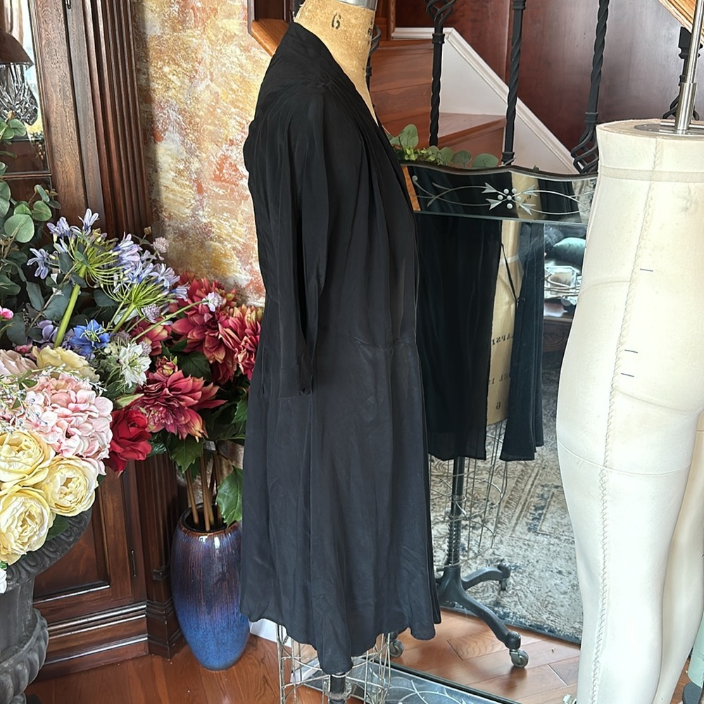 Black Silk Robe - Picture 5 of 6